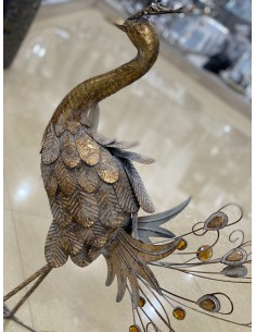 Figura metal pavo real dorado 2