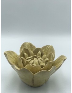 Figura flor decorativa beige 2